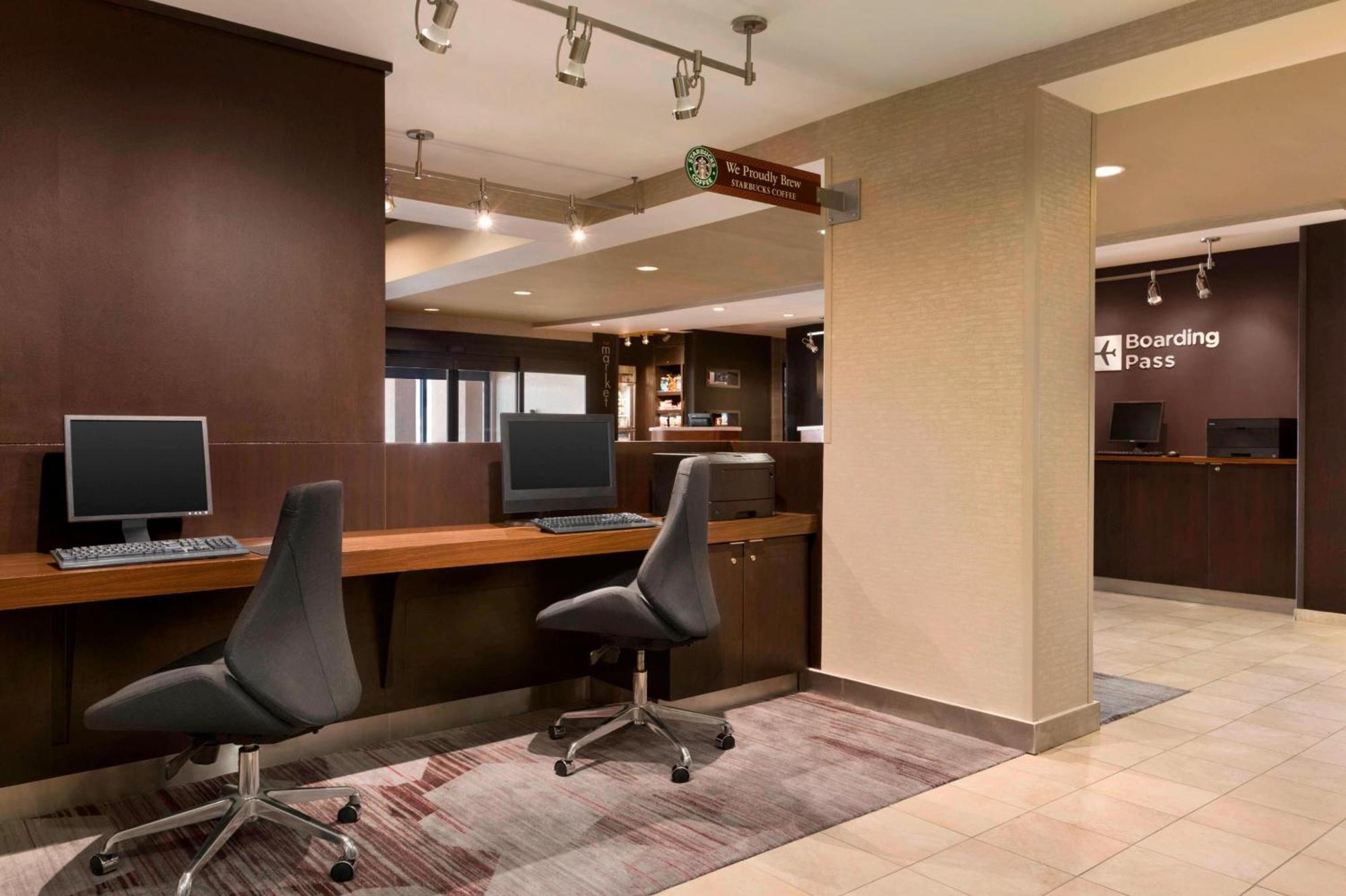 Courtyard By Marriott Bloomington Normal Otel Dış mekan fotoğraf