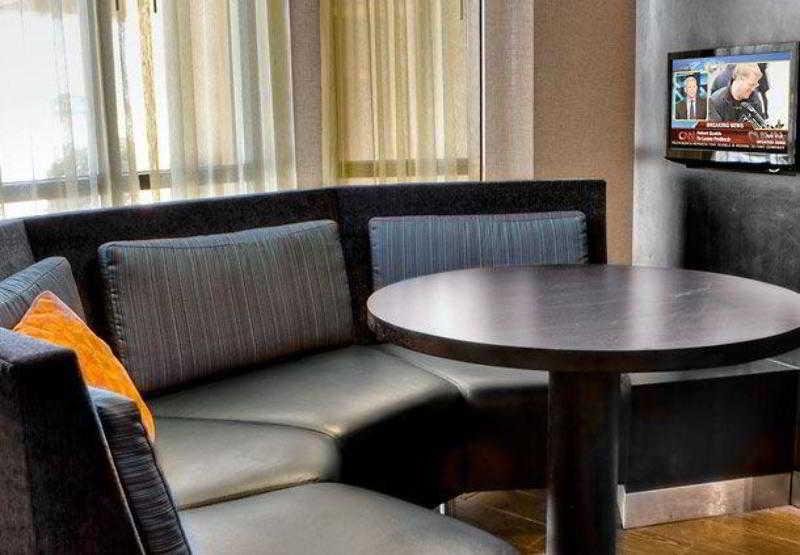 Courtyard By Marriott Bloomington Normal Otel İç mekan fotoğraf