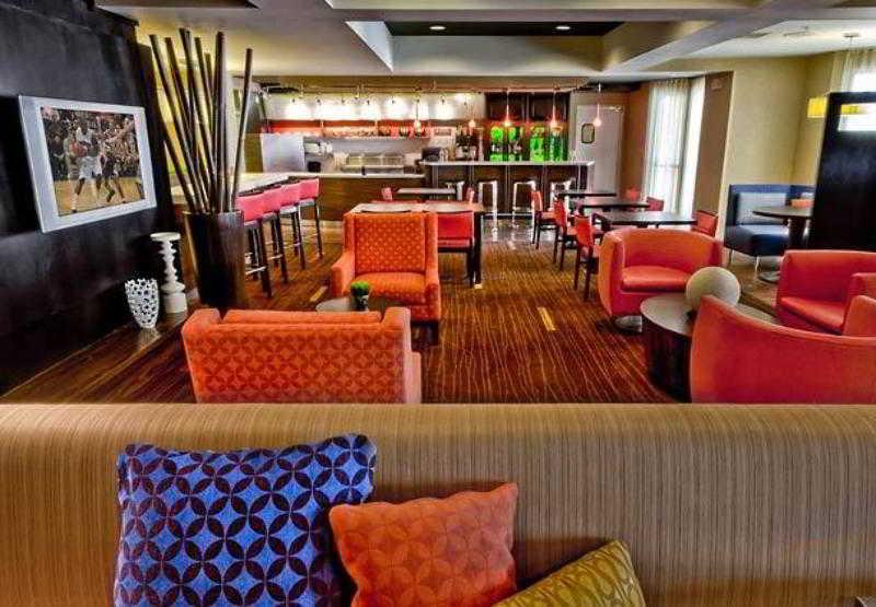 Courtyard By Marriott Bloomington Normal Otel Dış mekan fotoğraf