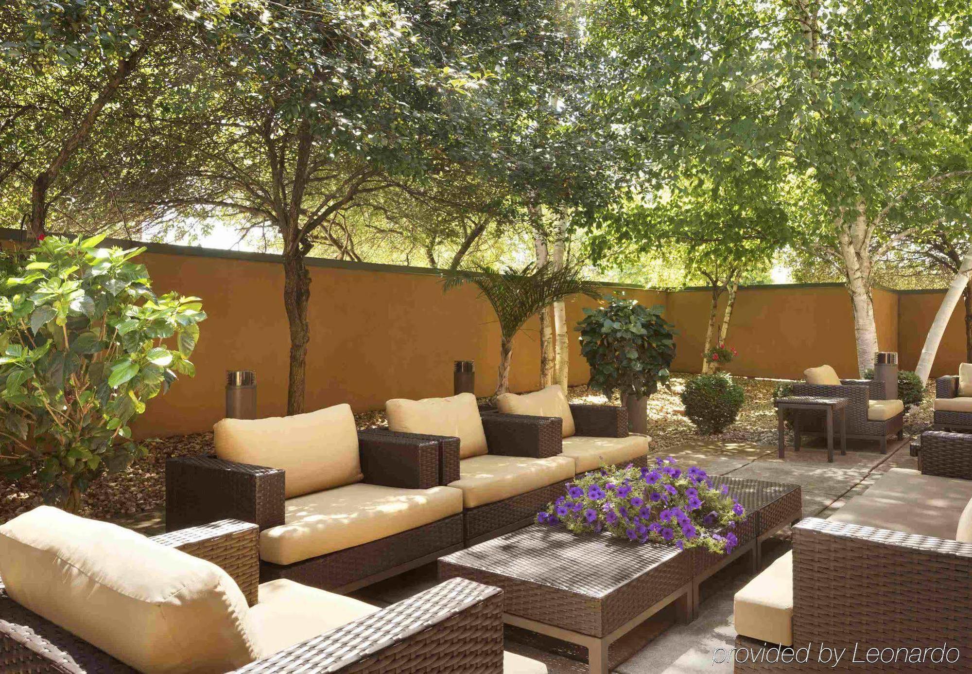 Courtyard By Marriott Bloomington Normal Otel Dış mekan fotoğraf